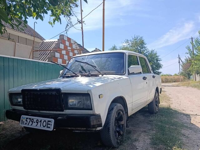 Білий ВАЗ 2107, об'ємом двигуна 1.5 л та пробігом 111 тис. км за 653 $, фото 1 на Automoto.ua