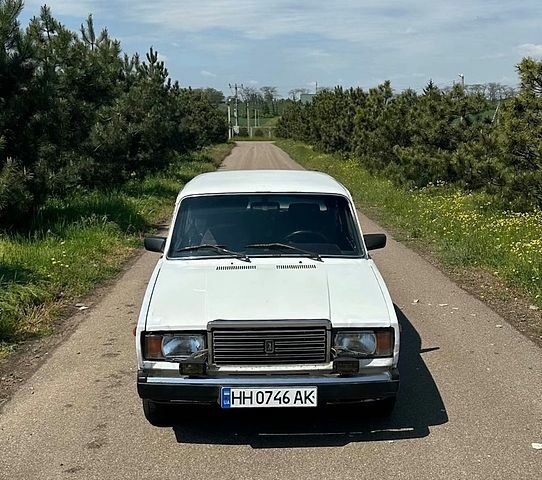 Білий ВАЗ 2107, об'ємом двигуна 1.46 л та пробігом 7 тис. км за 717 $, фото 1 на Automoto.ua