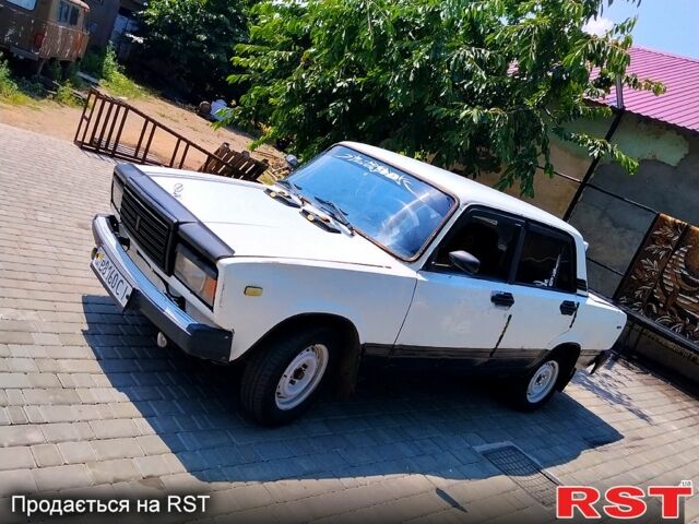 Білий ВАЗ 2107, об'ємом двигуна 1.6 л та пробігом 156 тис. км за 550 $, фото 1 на Automoto.ua