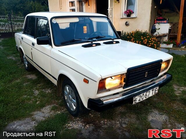 Білий ВАЗ 2107, об'ємом двигуна 1.5 л та пробігом 159 тис. км за 950 $, фото 1 на Automoto.ua