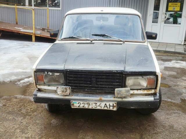 Белый ВАЗ 2107, объемом двигателя 0 л и пробегом 185 тыс. км за 283 $, фото 1 на Automoto.ua