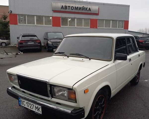 Білий ВАЗ 2107, об'ємом двигуна 1.5 л та пробігом 112 тис. км за 3000 $, фото 1 на Automoto.ua