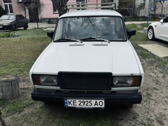 Белый ВАЗ 2107, объемом двигателя 1.5 л и пробегом 100 тыс. км за 750 $, фото 1 на Automoto.ua