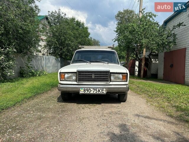 Белый ВАЗ 2107, объемом двигателя 1.5 л и пробегом 60 тыс. км за 600 $, фото 1 на Automoto.ua