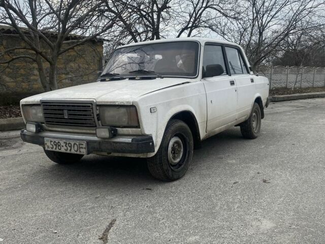 Білий ВАЗ 2107, об'ємом двигуна 1.5 л та пробігом 3 тис. км за 1000 $, фото 1 на Automoto.ua