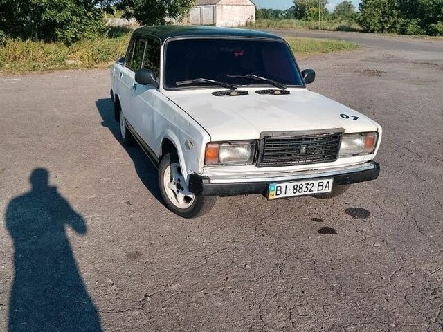 Белый ВАЗ 2107, объемом двигателя 0 л и пробегом 93 тыс. км за 448 $, фото 1 на Automoto.ua