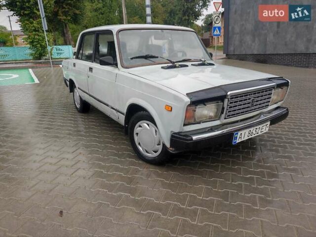 Белый ВАЗ 2107, объемом двигателя 1.45 л и пробегом 191 тыс. км за 750 $, фото 1 на Automoto.ua
