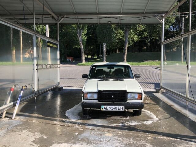 Білий ВАЗ 2107, об'ємом двигуна 1.5 л та пробігом 300 тис. км за 384 $, фото 1 на Automoto.ua