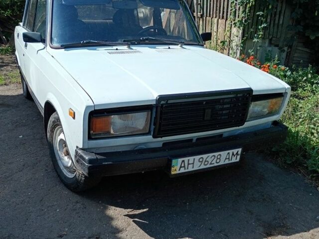 Белый ВАЗ 2107, объемом двигателя 0 л и пробегом 200 тыс. км за 30000 $, фото 1 на Automoto.ua