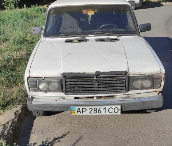 Белый ВАЗ 2107, объемом двигателя 1.5 л и пробегом 200 тыс. км за 450 $, фото 1 на Automoto.ua