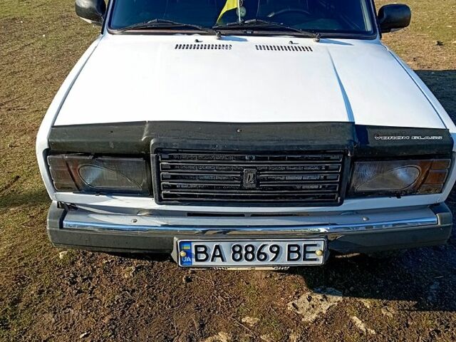 Белый ВАЗ 2107, объемом двигателя 1.5 л и пробегом 0 тыс. км за 1030 $, фото 1 на Automoto.ua