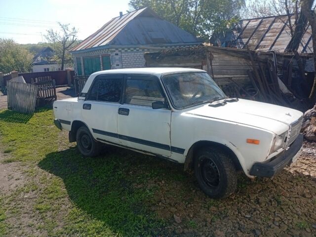 Белый ВАЗ 2107, объемом двигателя 0 л и пробегом 1000 тыс. км за 365 $, фото 1 на Automoto.ua