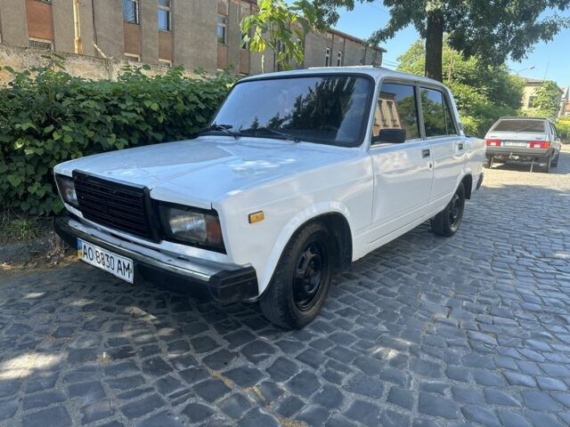 Белый ВАЗ 2107, объемом двигателя 1.5 л и пробегом 250 тыс. км за 620 $, фото 1 на Automoto.ua