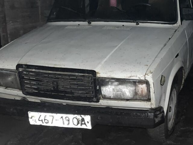 Белый ВАЗ 2107, объемом двигателя 0 л и пробегом 1 тыс. км за 500 $, фото 1 на Automoto.ua