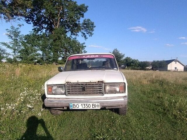Белый ВАЗ 2107, объемом двигателя 1.5 л и пробегом 74 тыс. км за 350 $, фото 1 на Automoto.ua