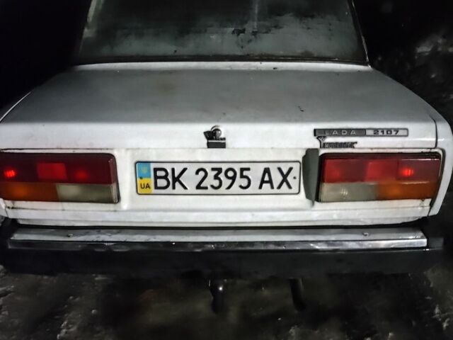 Білий ВАЗ 2107, об'ємом двигуна 1.3 л та пробігом 100 тис. км за 150 $, фото 1 на Automoto.ua