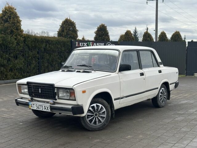 Белый ВАЗ 2107, объемом двигателя 1.3 л и пробегом 77 тыс. км за 550 $, фото 1 на Automoto.ua