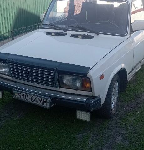 Белый ВАЗ 2107, объемом двигателя 0 л и пробегом 712 тыс. км за 28000 $, фото 1 на Automoto.ua