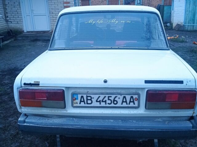 Белый ВАЗ 2107, объемом двигателя 1.5 л и пробегом 2 тыс. км за 572 $, фото 1 на Automoto.ua