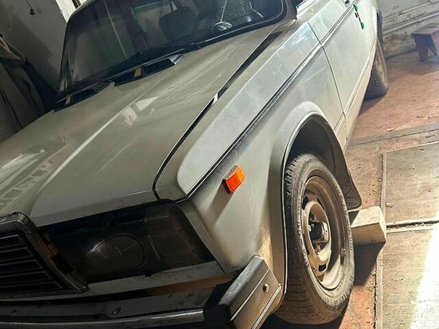 Белый ВАЗ 2107, объемом двигателя 1.3 л и пробегом 0 тыс. км за 1000 $, фото 1 на Automoto.ua