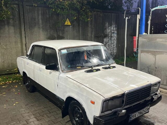 Білий ВАЗ 2107, об'ємом двигуна 1.5 л та пробігом 180 тис. км за 334 $, фото 1 на Automoto.ua