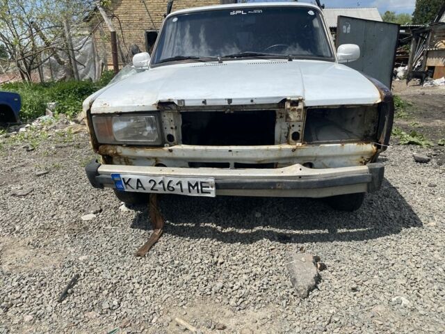 Белый ВАЗ 2107, объемом двигателя 1.3 л и пробегом 2 тыс. км за 183 $, фото 1 на Automoto.ua