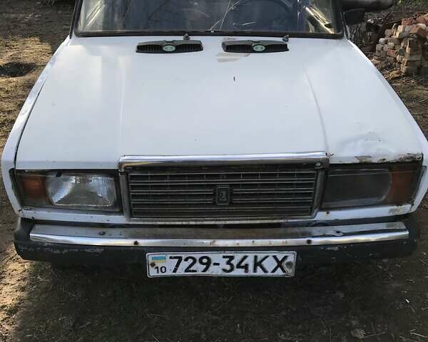 Белый ВАЗ 2107, объемом двигателя 1.5 л и пробегом 44 тыс. км за 431 $, фото 1 на Automoto.ua