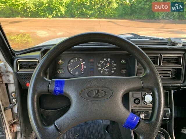 Белый ВАЗ 2107, объемом двигателя 1.4 л и пробегом 60 тыс. км за 1000 $, фото 1 на Automoto.ua