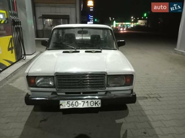 Белый ВАЗ 2107, объемом двигателя 1.5 л и пробегом 64 тыс. км за 800 $, фото 1 на Automoto.ua