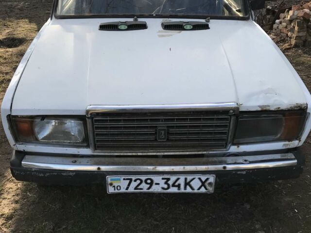 Белый ВАЗ 2107, объемом двигателя 1.5 л и пробегом 44 тыс. км за 401 $, фото 1 на Automoto.ua