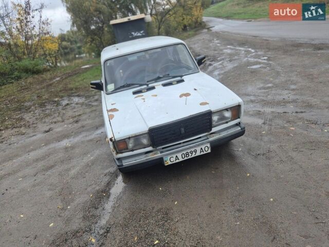 Белый ВАЗ 2107, объемом двигателя 1.45 л и пробегом 38 тыс. км за 650 $, фото 1 на Automoto.ua
