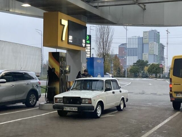 Білий ВАЗ 2107, об'ємом двигуна 1.5 л та пробігом 48 тис. км за 1050 $, фото 1 на Automoto.ua