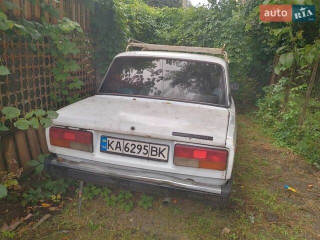 Белый ВАЗ 2107, объемом двигателя 1.45 л и пробегом 12 тыс. км за 420 $, фото 1 на Automoto.ua
