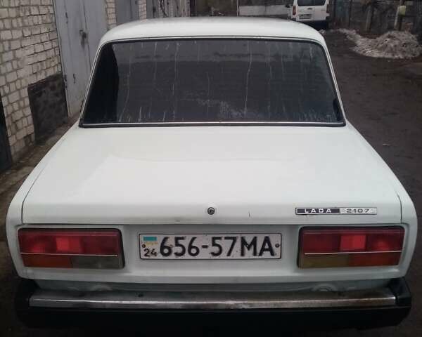 Белый ВАЗ 2107, объемом двигателя 1.5 л и пробегом 89 тыс. км за 1300 $, фото 1 на Automoto.ua