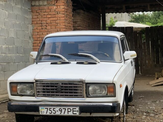 Белый ВАЗ 2107, объемом двигателя 1.5 л и пробегом 3 тыс. км за 895 $, фото 1 на Automoto.ua