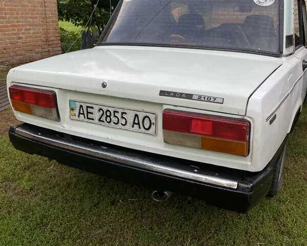 Белый ВАЗ 2107, объемом двигателя 1.45 л и пробегом 11 тыс. км за 477 $, фото 1 на Automoto.ua