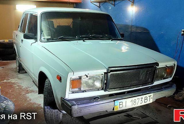 Белый ВАЗ 2107, объемом двигателя 1.5 л и пробегом 0 тыс. км за 700 $, фото 1 на Automoto.ua