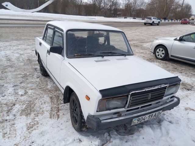 Білий ВАЗ 2107, об'ємом двигуна 1 л та пробігом 50 тис. км за 462 $, фото 1 на Automoto.ua