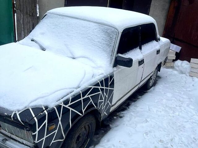 Білий ВАЗ 2107, об'ємом двигуна 1.5 л та пробігом 0 тис. км за 350 $, фото 1 на Automoto.ua