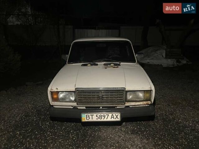 Білий ВАЗ 2107, об'ємом двигуна 1.45 л та пробігом 190 тис. км за 480 $, фото 1 на Automoto.ua