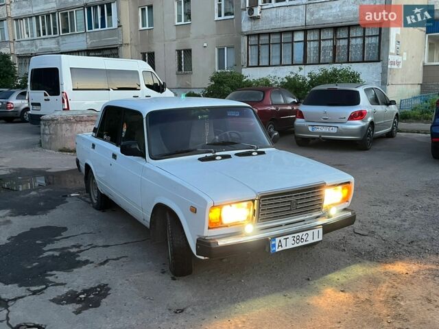Білий ВАЗ 2107, об'ємом двигуна 1.5 л та пробігом 204 тис. км за 1300 $, фото 1 на Automoto.ua