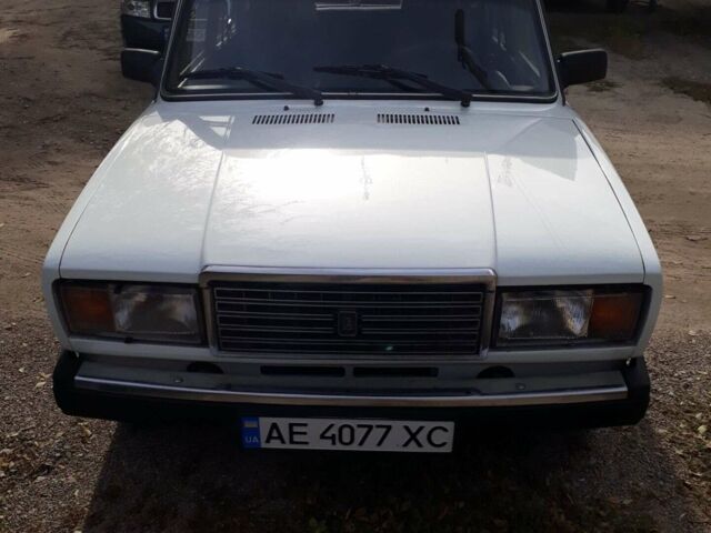 Білий ВАЗ 2107, об'ємом двигуна 1.5 л та пробігом 98 тис. км за 3777 $, фото 1 на Automoto.ua