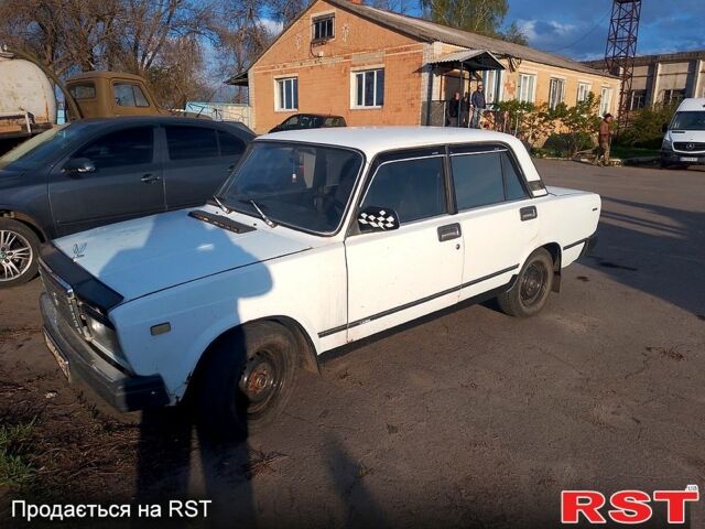 Белый ВАЗ 2107, объемом двигателя 1.5 л и пробегом 0 тыс. км за 750 $, фото 1 на Automoto.ua