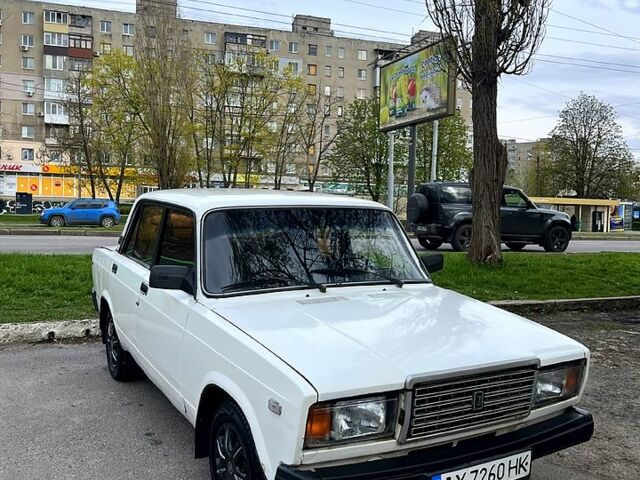 Білий ВАЗ 2107, об'ємом двигуна 1.5 л та пробігом 272 тис. км за 800 $, фото 1 на Automoto.ua