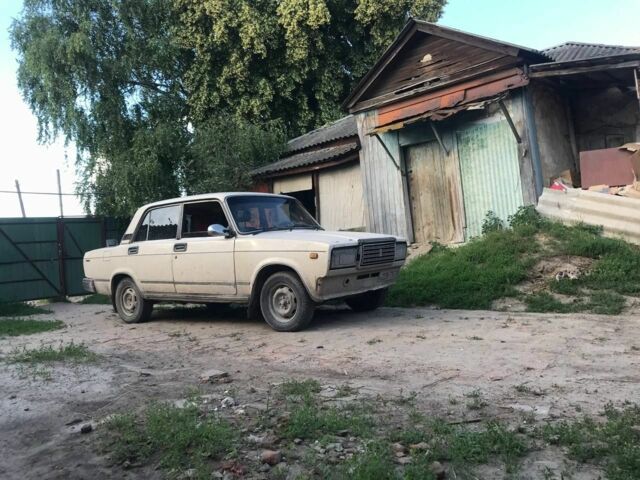 Білий ВАЗ 2107, об'ємом двигуна 1.5 л та пробігом 170 тис. км за 761 $, фото 1 на Automoto.ua