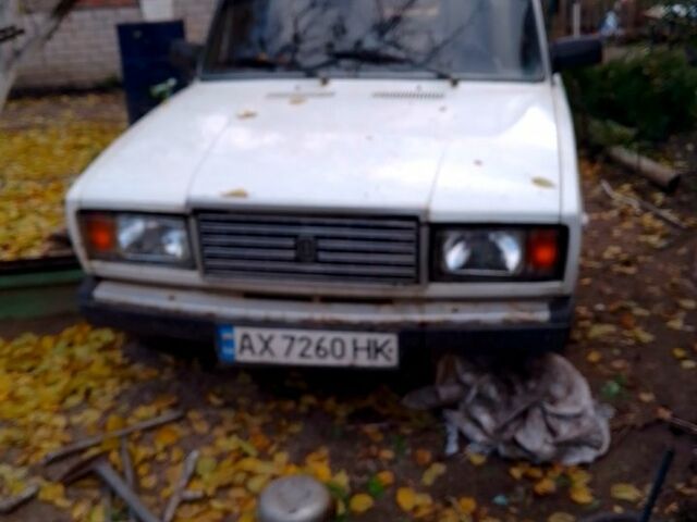 Белый ВАЗ 2107, объемом двигателя 1.5 л и пробегом 111 тыс. км за 500 $, фото 1 на Automoto.ua