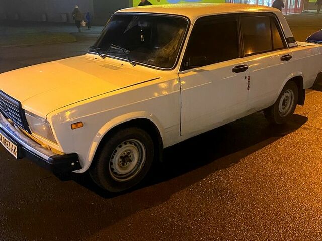 Білий ВАЗ 2107, об'ємом двигуна 1.5 л та пробігом 99 тис. км за 800 $, фото 1 на Automoto.ua