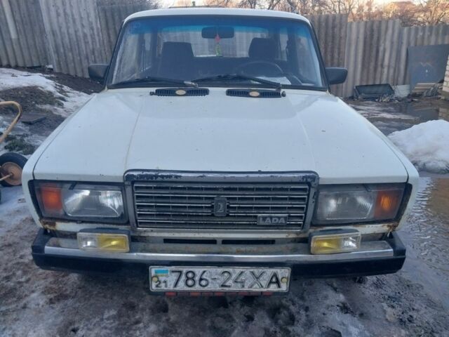 Білий ВАЗ 2107, об'ємом двигуна 1.5 л та пробігом 150 тис. км за 500 $, фото 1 на Automoto.ua