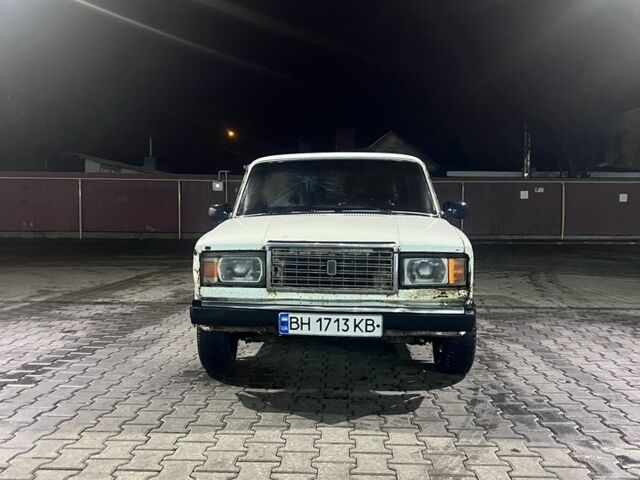 Білий ВАЗ 2107, об'ємом двигуна 1.5 л та пробігом 200 тис. км за 450 $, фото 1 на Automoto.ua
