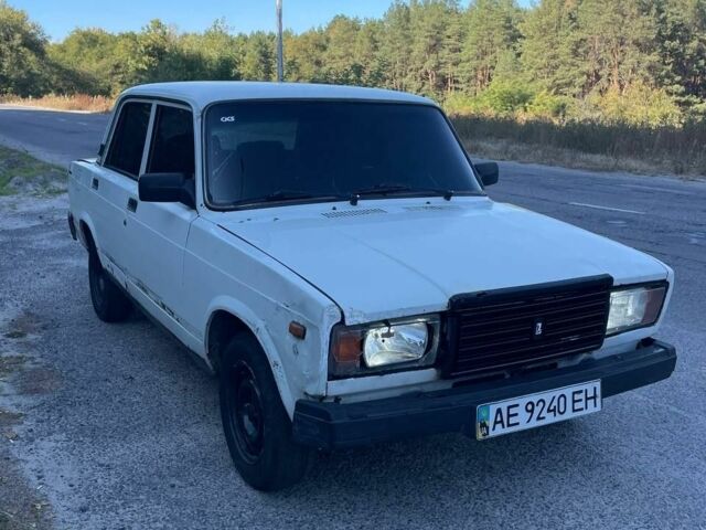 Белый ВАЗ 2107, объемом двигателя 1.5 л и пробегом 35 тыс. км за 414 $, фото 1 на Automoto.ua